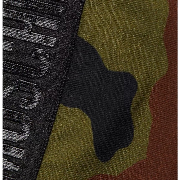 Moshino - Picture 9 of 12